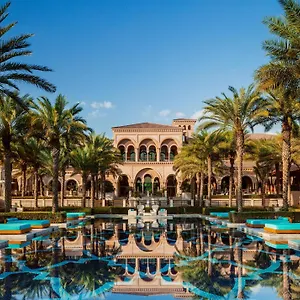 https://oneonly-the-palm-dubai.dubaihotelsoffers.com