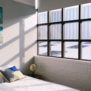 https://the-local-hostel-nyc.us-newyorkcity.com