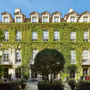 ***** מלון Le Pavillon De La Reine & Spa, Place Des Vosges צרפת